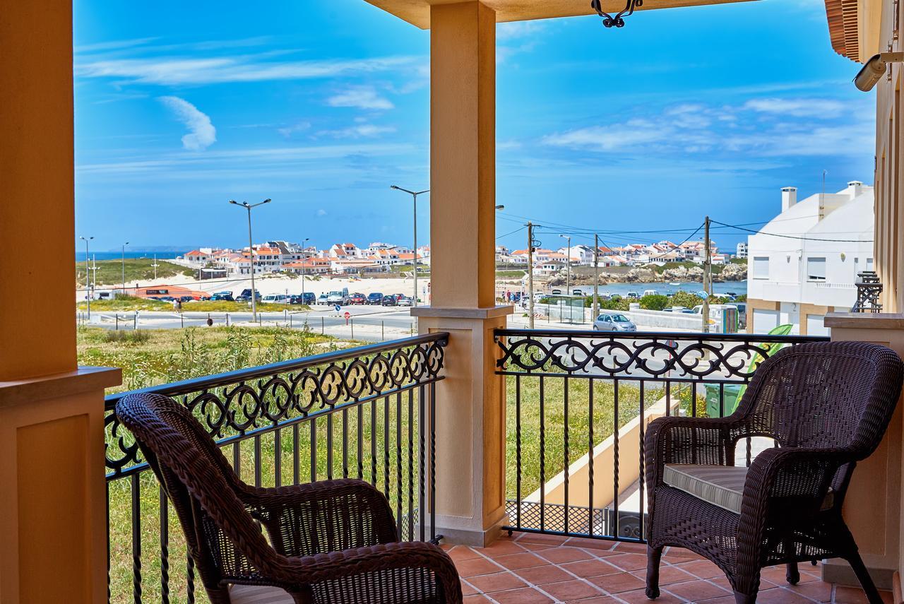 Silver Coast Beach Residence Балеал Екстер'єр фото